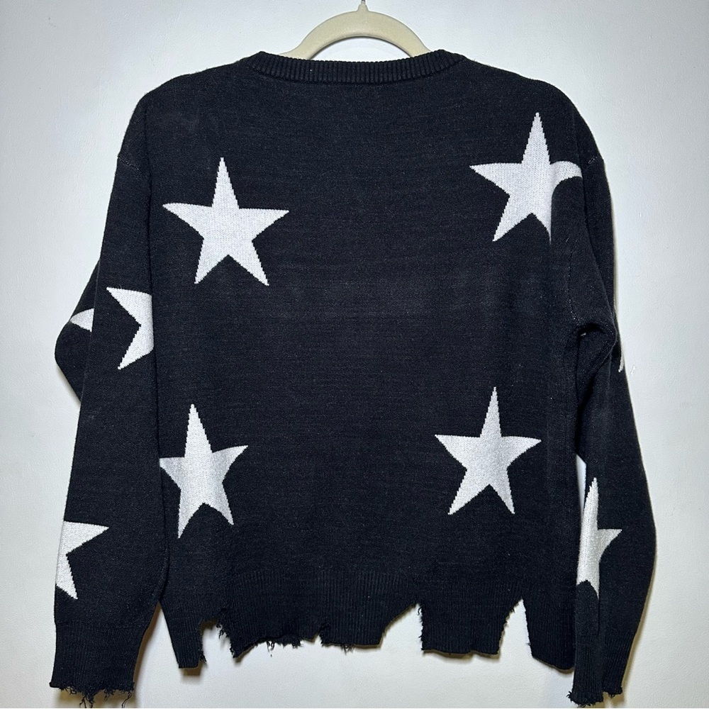 Black Distressed and Sweater with White Stars Size Large - Picture 5 of 6